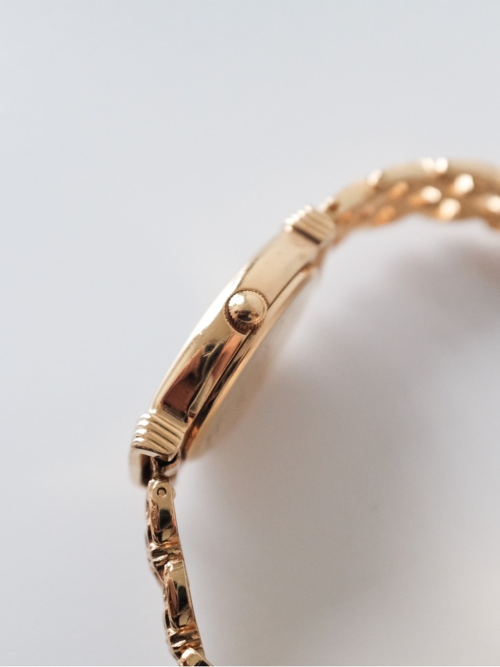 Vintage Dior Gold-Tone Bracelet Watch with Blue Dial - Picture 4 of 9
